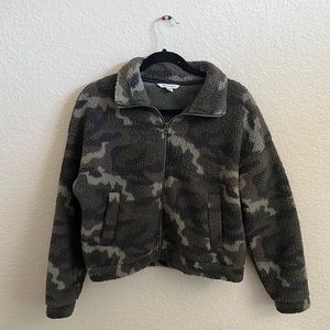 American Eagle Green Camouflage Sherpa Teddy Jacket